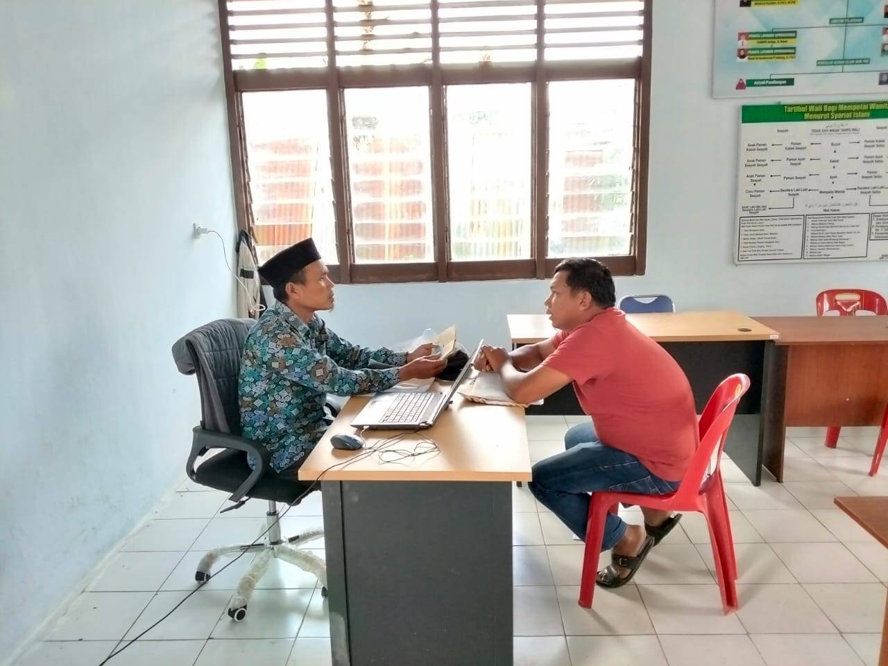 Pelayanan Responsif di KUA Lae Parira, Legalisasi Buku Nikah Dilayani Humanis