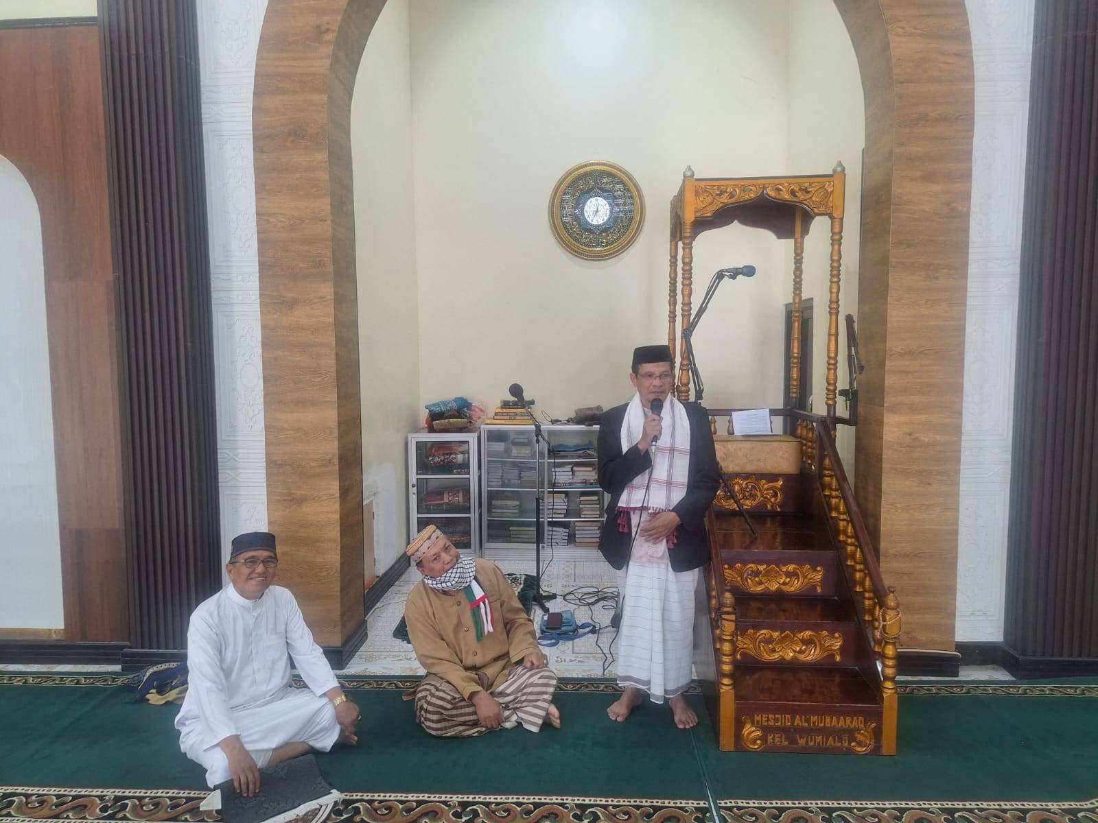 Kepala KUA Kota Tengah Lakukan Safari Jum'at: Pererat Silaturrahmi, Kinerja Semakin Berdampak!