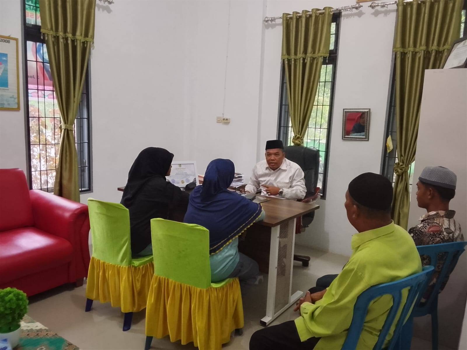 Kepala KUA Pantai Cermin Tegaskan Syarat Wali Hakim dalam Konsultasi Bersama Catin