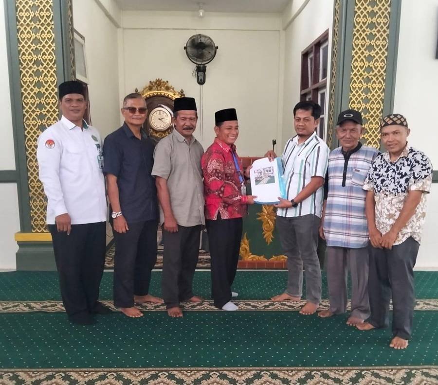Kepala KUA Binawidya Survey Mushalla Al-Hidayah untuk Peningkatan Status Menjadi Masjid