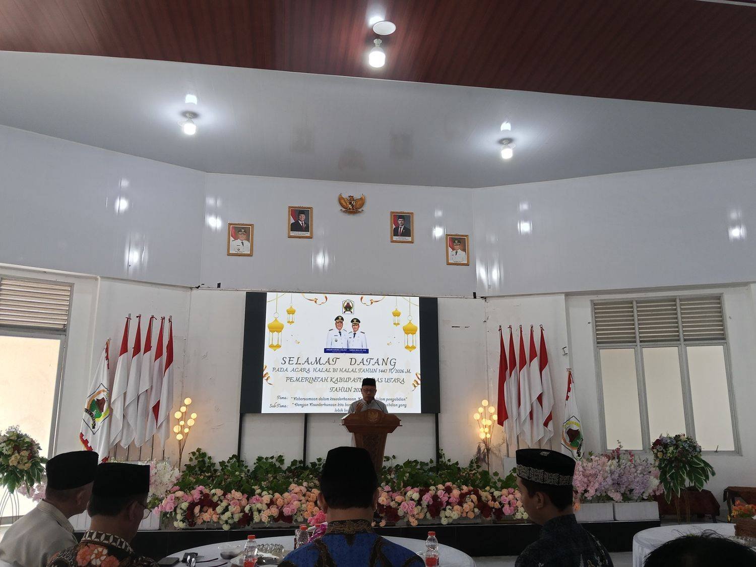 Ka. KUA Lahewa Pimpin Doa pada Halal Bihalal Pemkab Nias Utara