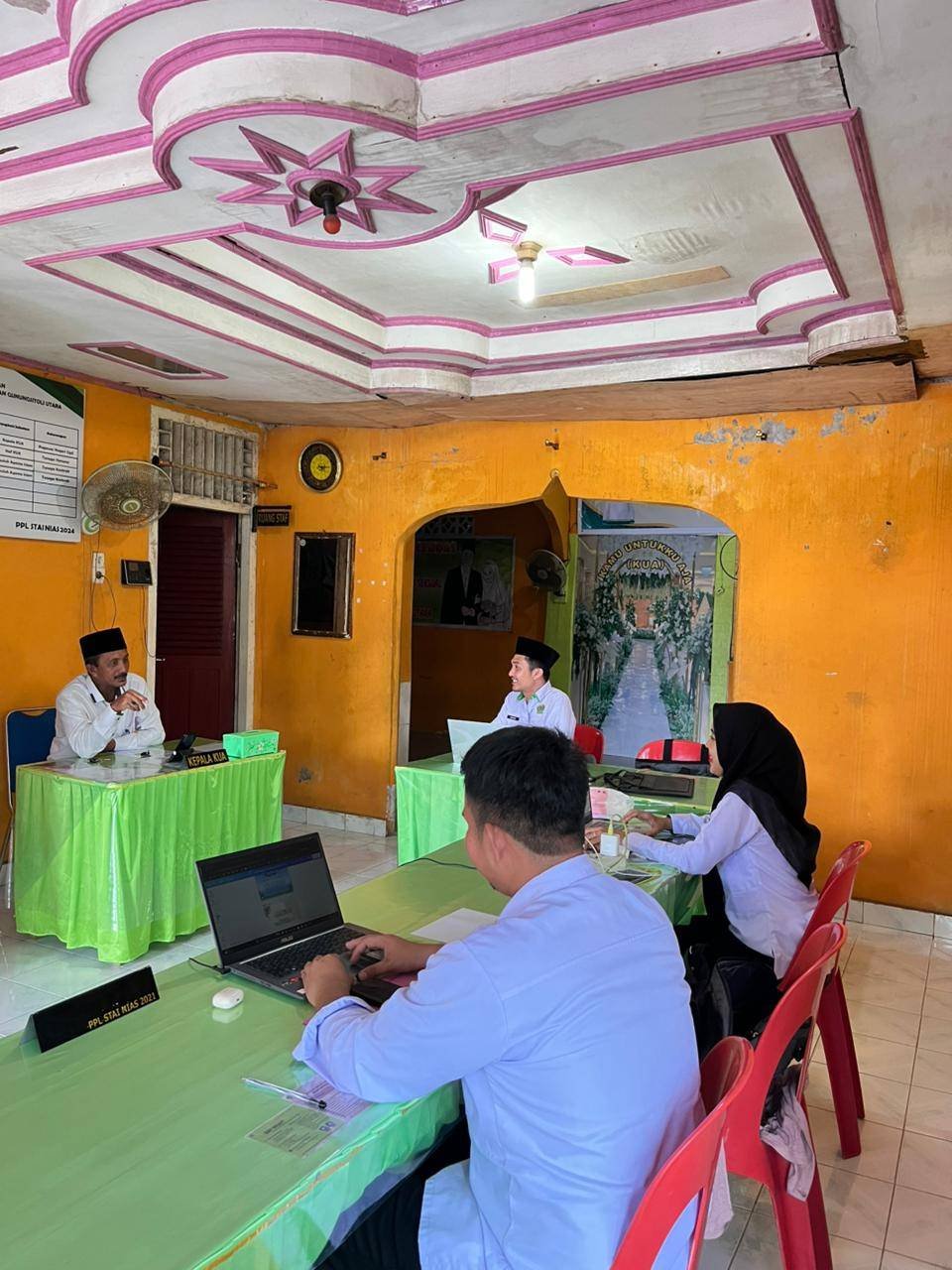 KUA Gunungsitoli Utara Optimalkan Pelayanan Melalui Koordinasi Internal