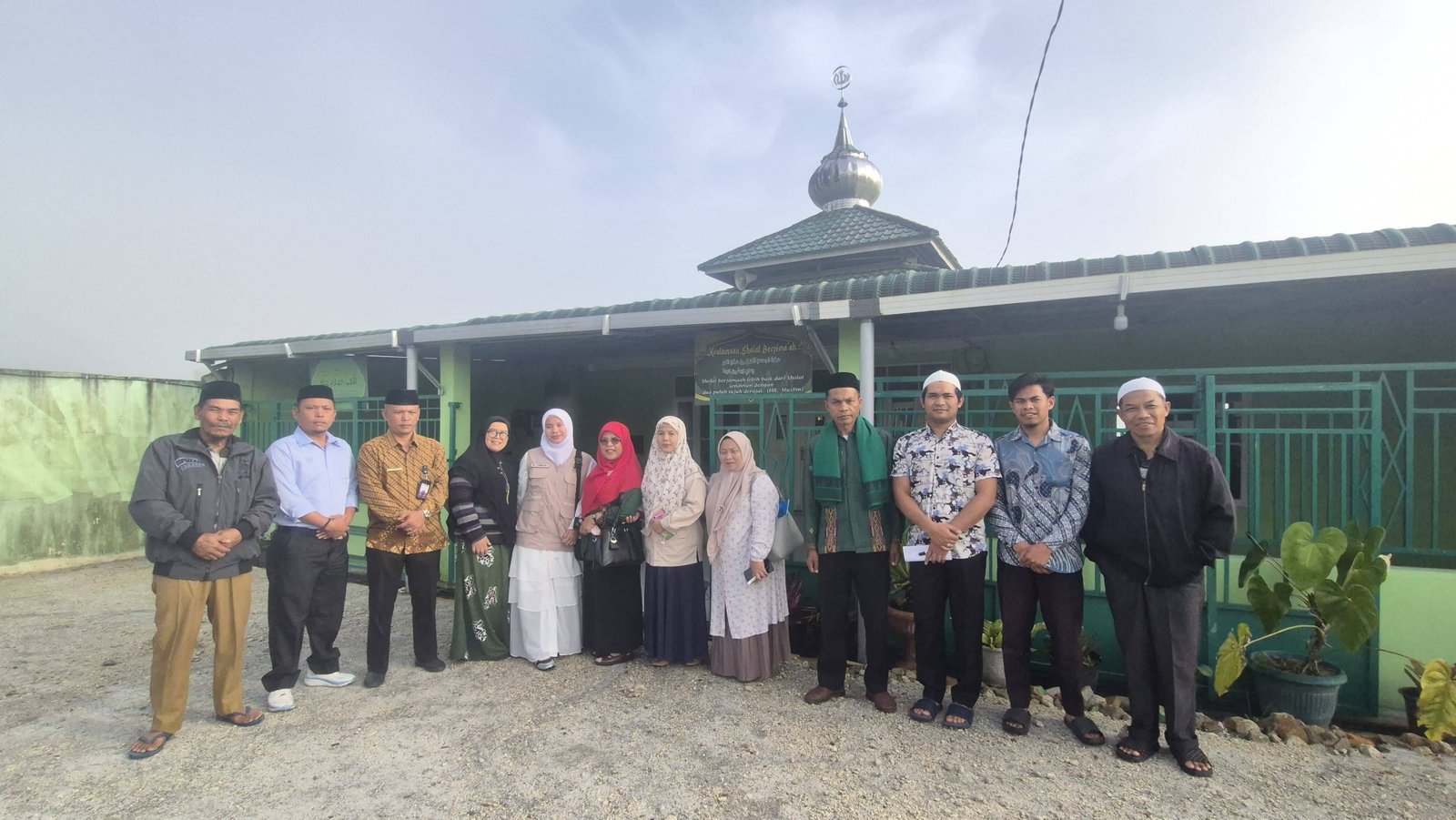 Lepas PPIH Doloksanggul, Ka KUA: Selamat Menjalankan Amanah Melayani Tamu Allah