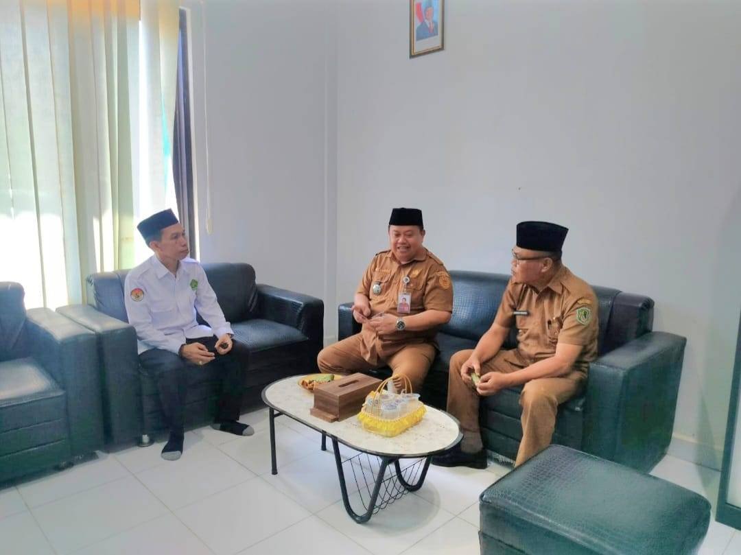 KUA Dungingi Perkuat Sinergi Lintas Sektoral Sambut Kunjungan Camat Baru 