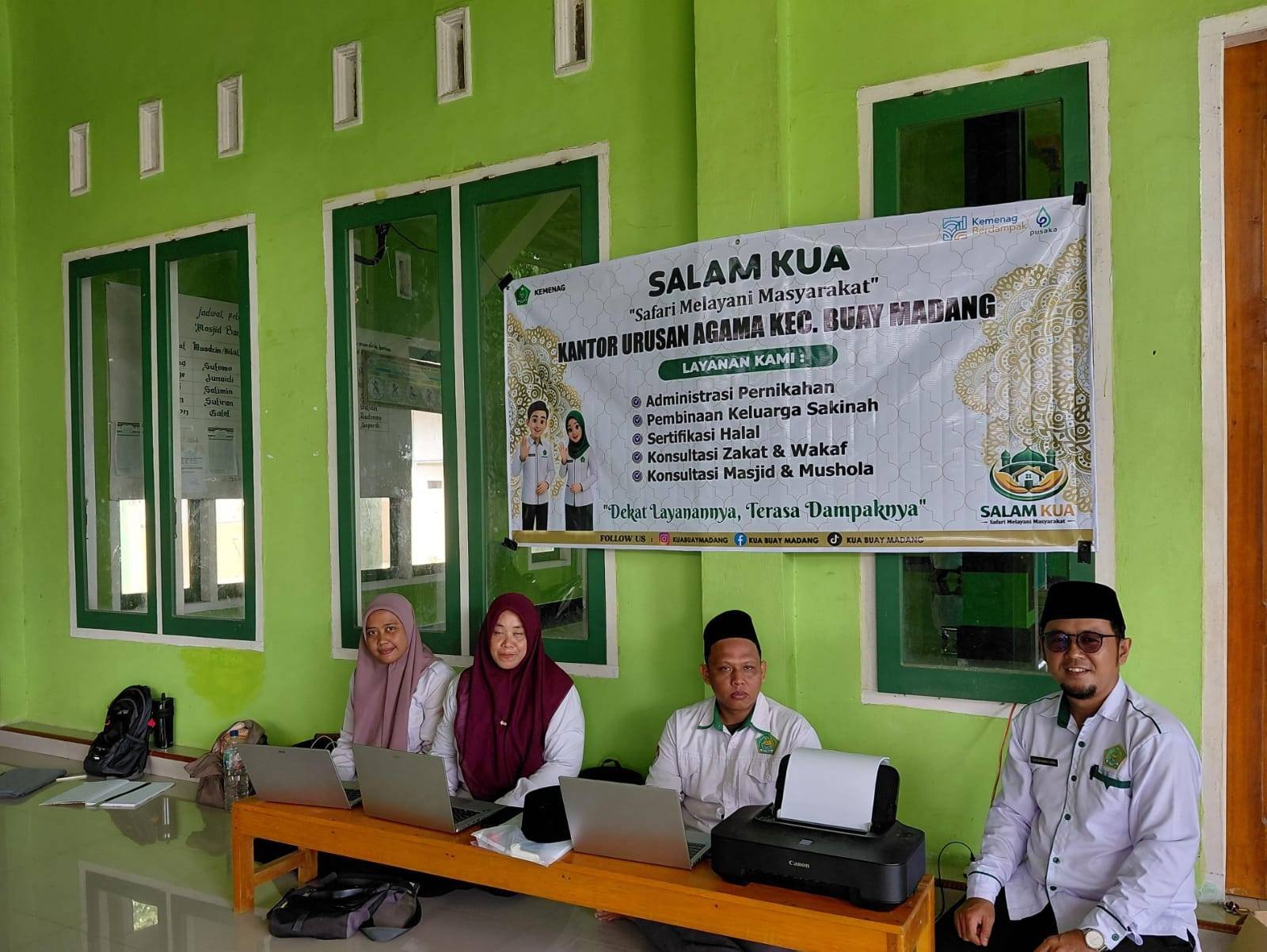 Sentuh Langsung Warga, Program SALAM KUA Buay Madang Disambut Antusias 