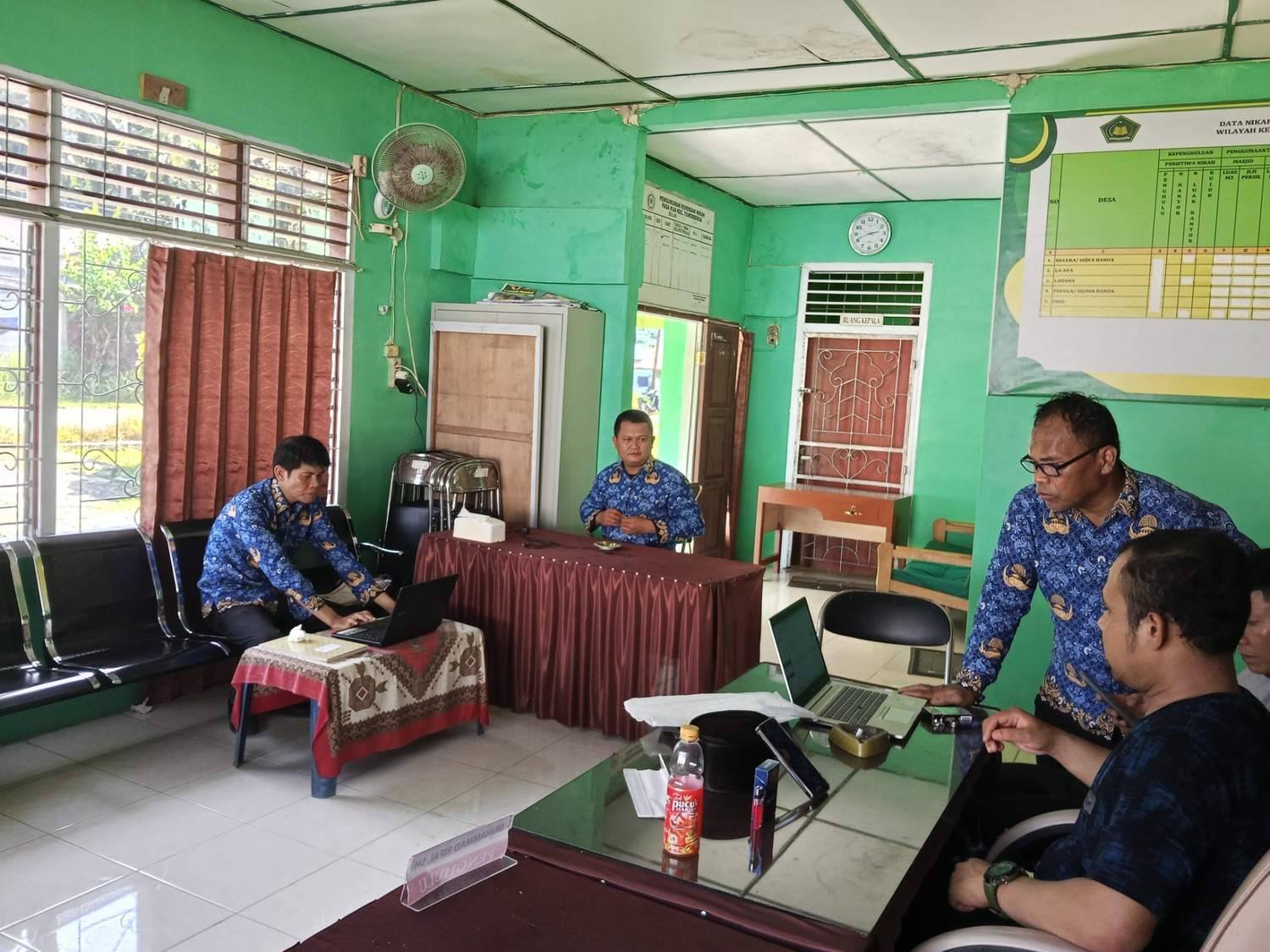 KUA Tuhemberua Bergerak Cepat: Pendataan Guru Ngaji dan Marbot Dukung Program JKN