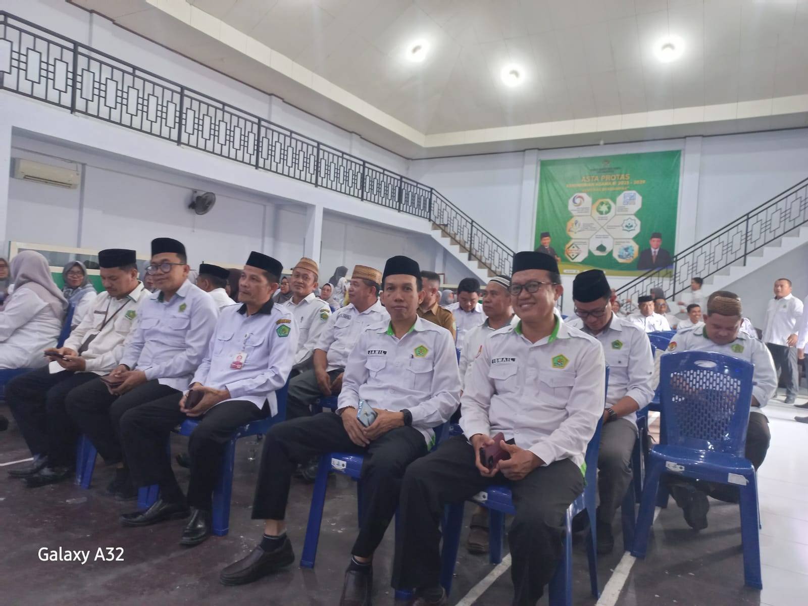 KUA Hadir Menguatkan: Harmoni Doa Walimatussyafar dan Komitmen ASN Kemenag Gorontalo