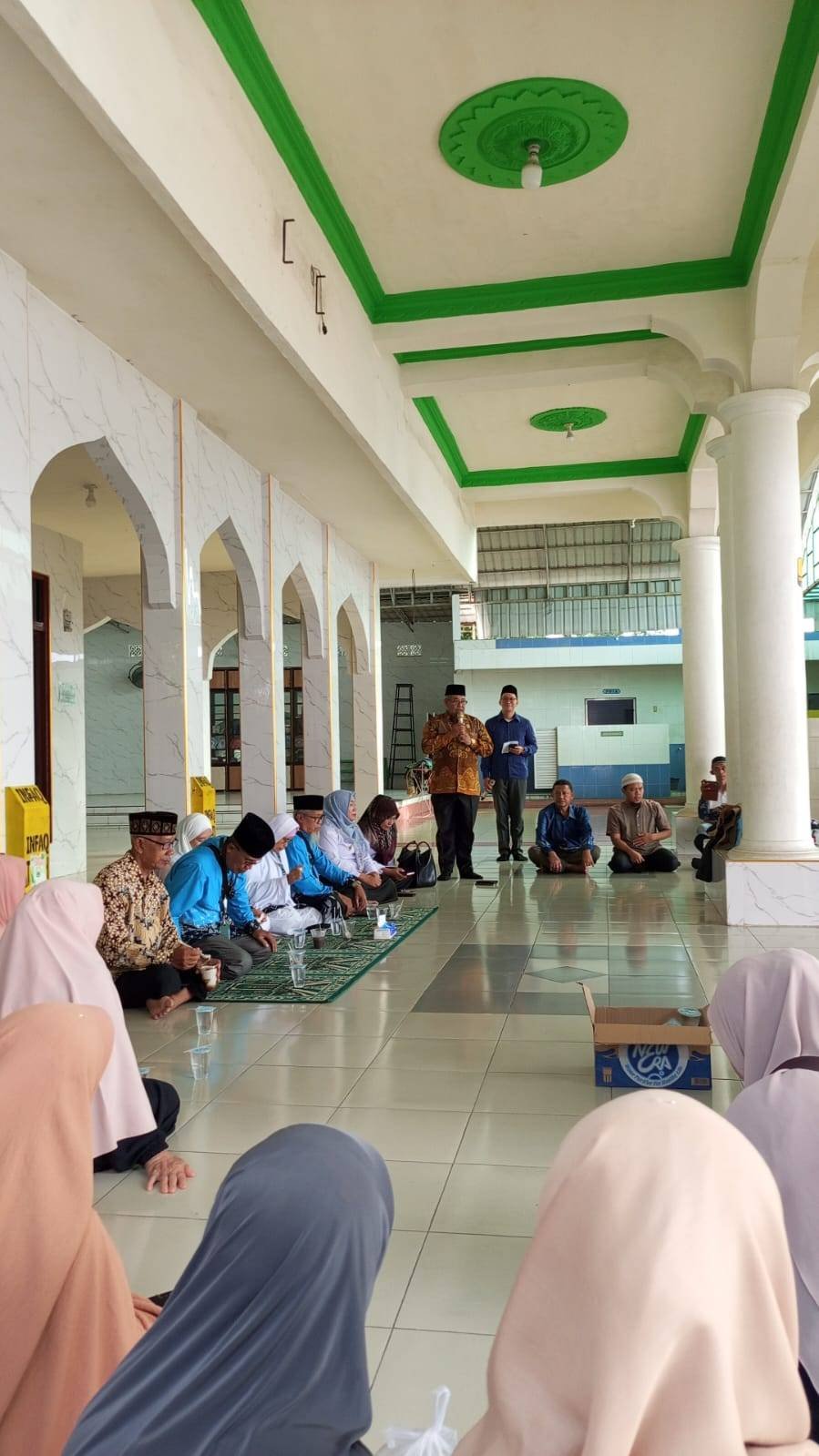 Pelepasan Jamaah Haji di KUA Tapian Dolok Berlangsung Khidmat dan Penuh Haru