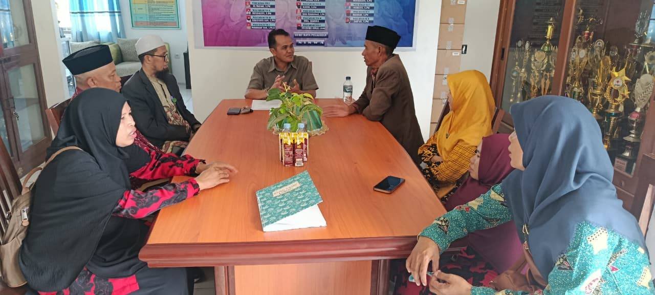 The Most KUA, Penghulu dan Penyuluh KUA Bantimurung Silaturahim ke SMP Negeri 4 Bantimurung Bahas Bimbingan Remaja Usia Sekolah