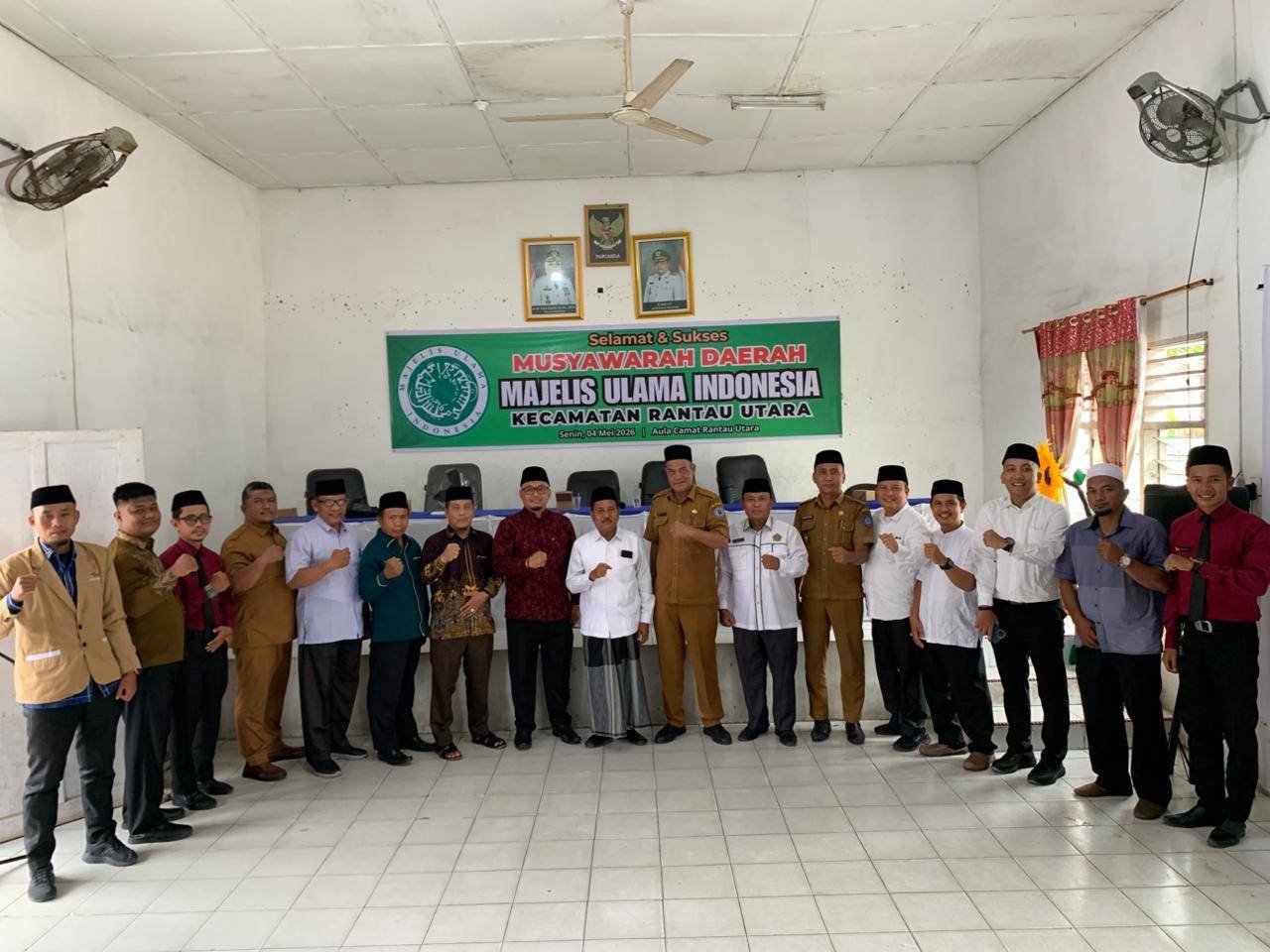 Kepala KUA Rantau Utara Hadiri MUSDA MUI Kecamatan, Apresiasi Kinerja Baik Dalam Pembinaan Umat