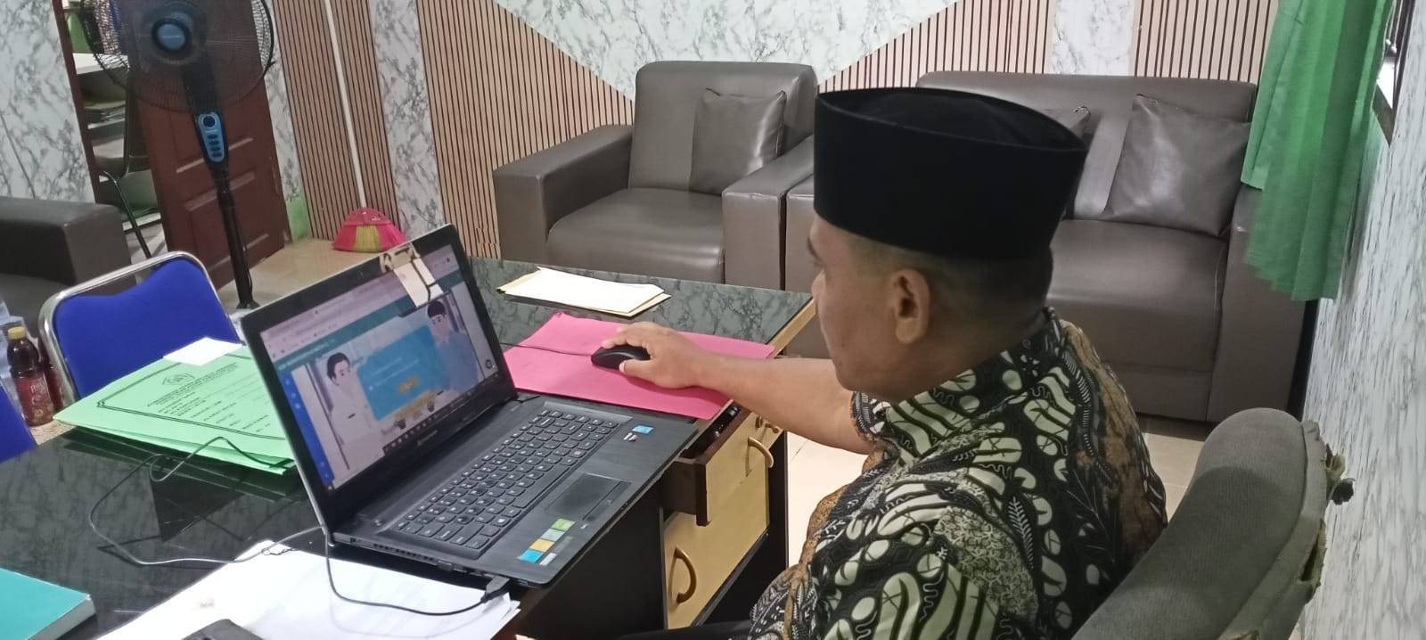 Kepala KUA Tualang Ikuti Pelatihan Daring ASN Berintegritas BPSDM Kementerian Agama RI