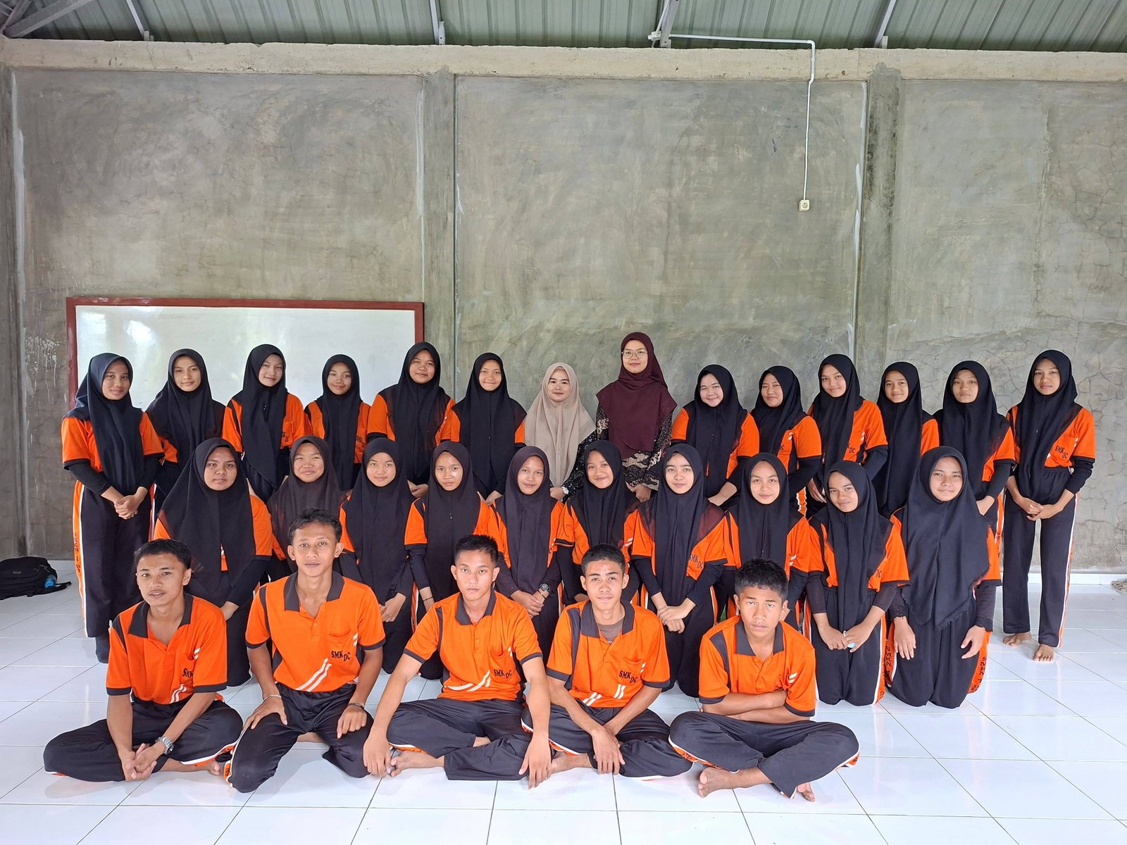 Menebar Kebahagiaan Idul Adha, Siswa SMKN 1 Dharma Charaka Diajak Memaknai Arti Qurban dan Berbagi