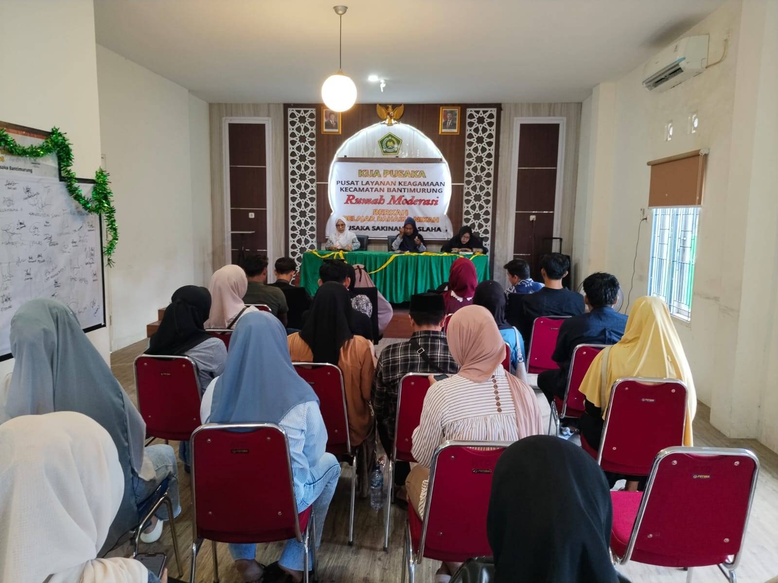 Sinergi KUA Bantimurung dan BKKBN dalam Bimbingan Perkawinan Calon Pengantin