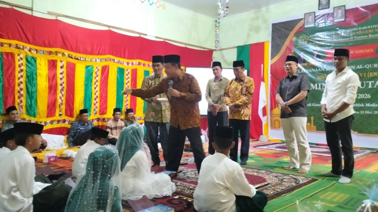 Kepala KUA Lahewa Hadiri Khataman Al-Quran MIN Nias Utara
