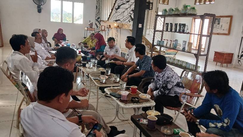 KUA Batanghari Dukung Sertifikasi Halal “Kopi Melinting” untuk Pemberdayaan Penyintas Narkoba