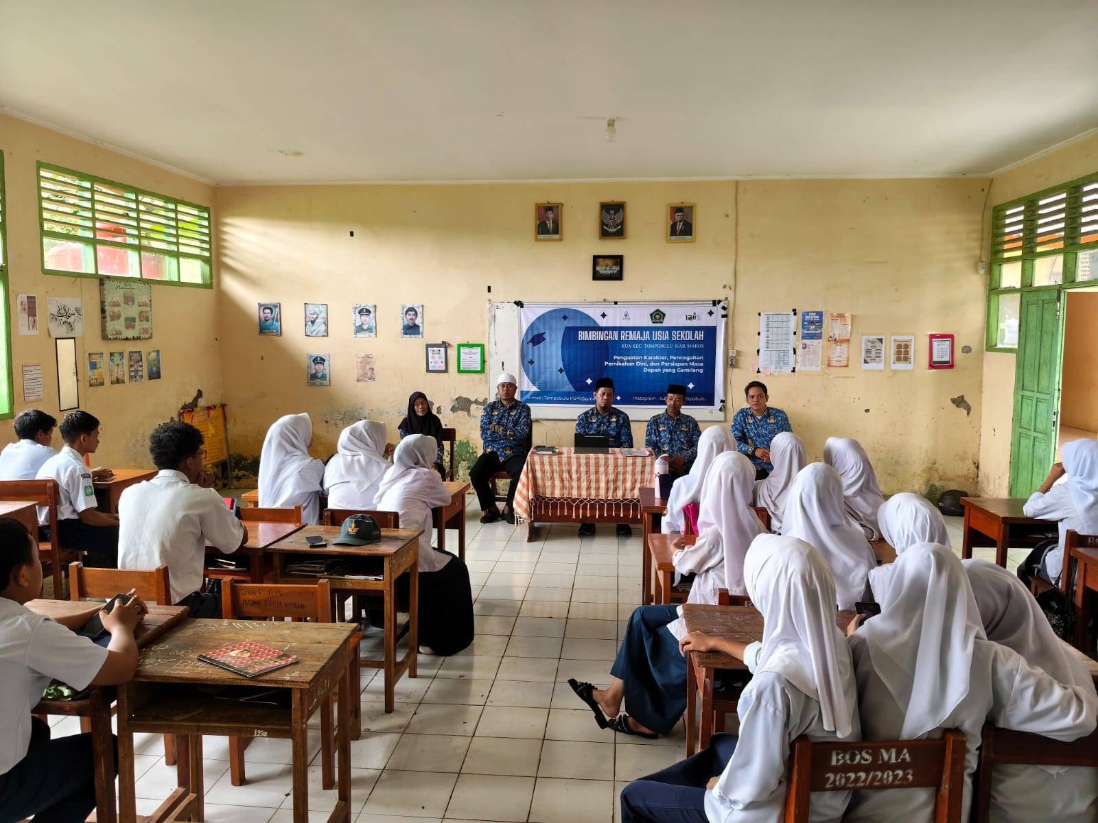 KUA Tompobulu Laksanakan Kegiatan BRUS di MA Bustanul Ulum Desa Toddolimae