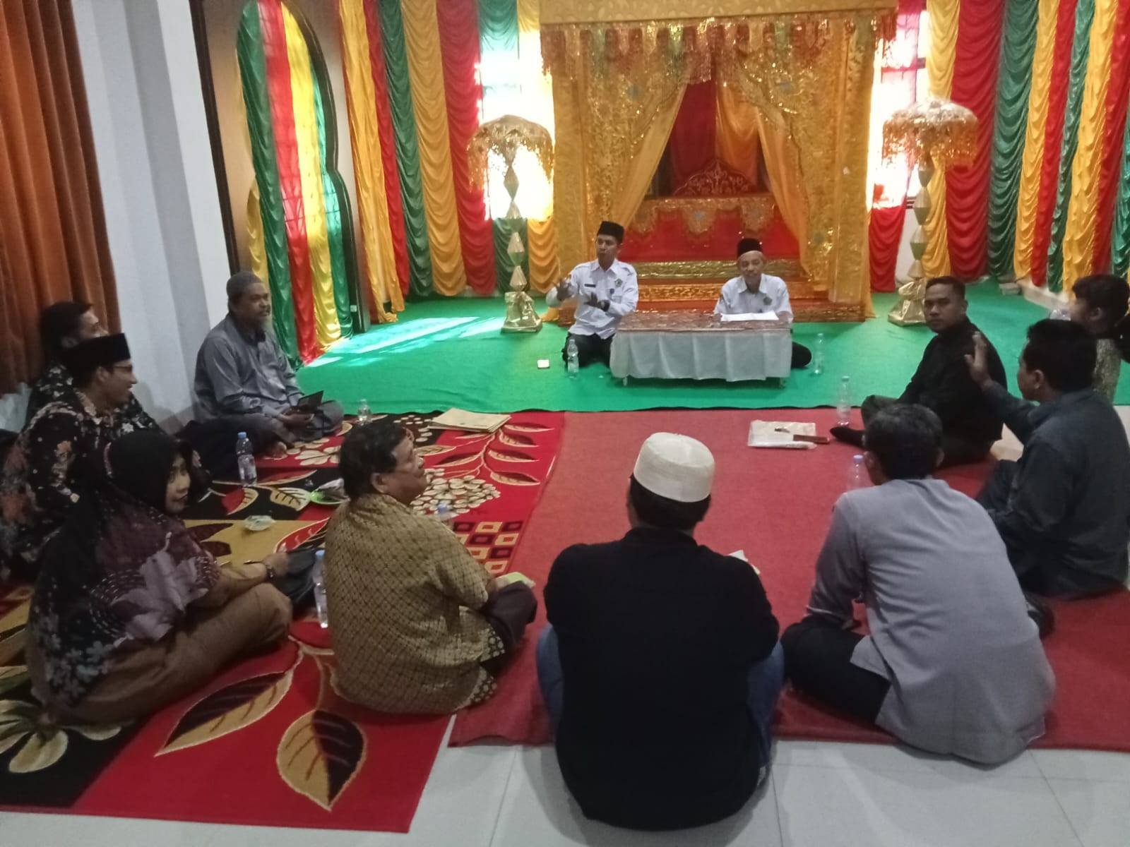 Ka.KUA Pekanbaru Kota Gelar Rapat Koordinasi Dengan Ka. MDTA 