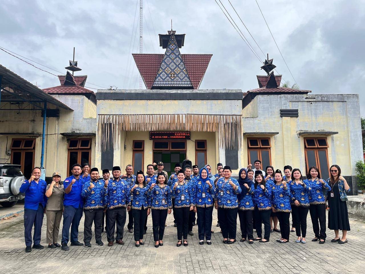 Jaga Tunas Bangsa Demi Kedaulatan Negara, KUA Tigabinanga Hadiri Upacara Harkitnas ke-118