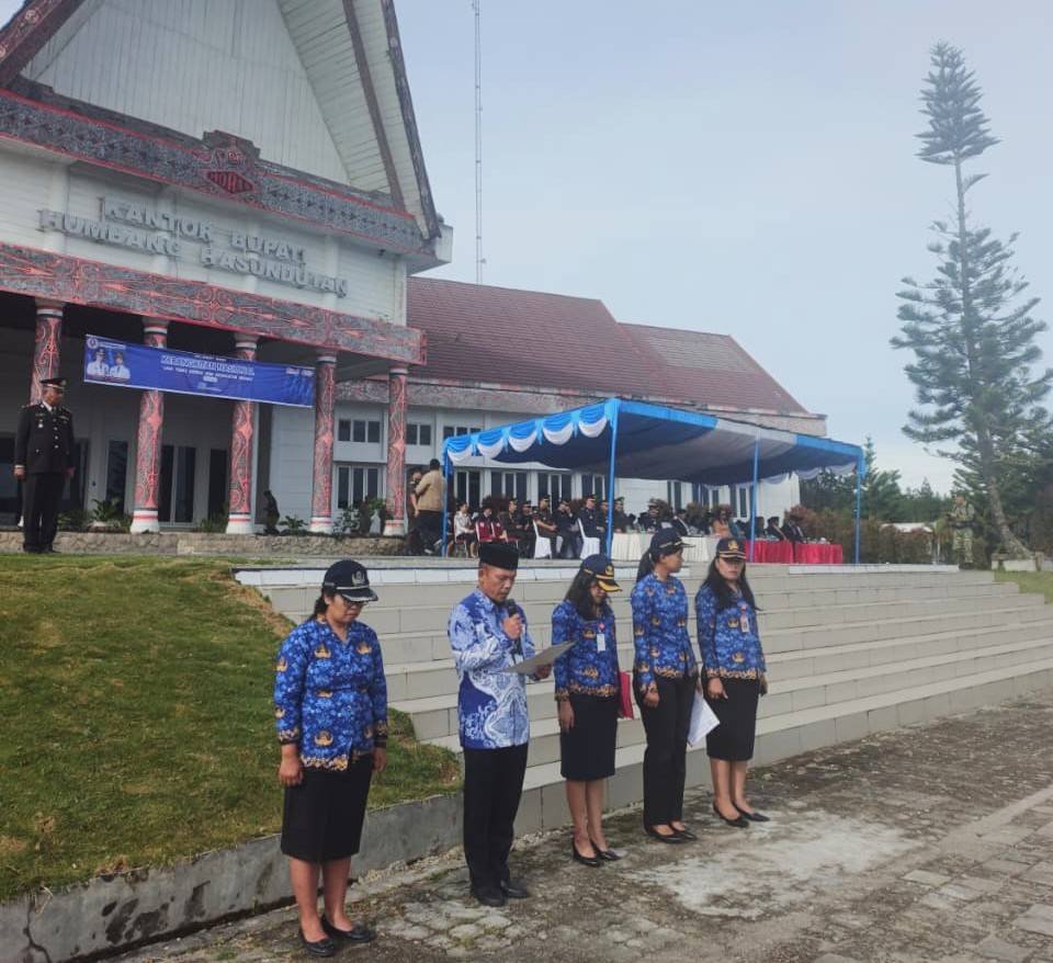 Kepala KUA Doloksanggul Pimpin Doa Pada Upacara Harkitnas ke-118 di Kabupaten Humbang Hasundutan 