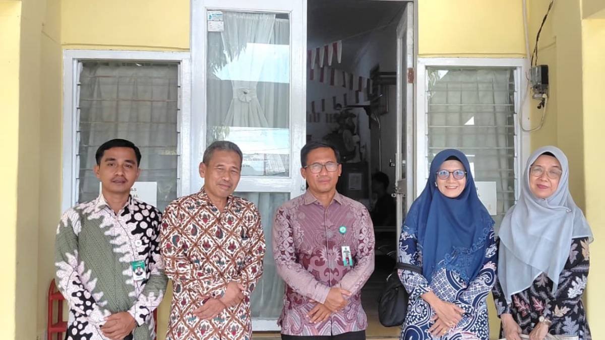 Ka.KUA Rumbai Terima Kunjungan Tim Dosen Fakultas Syariah dan Hukum UIN Suska Riau