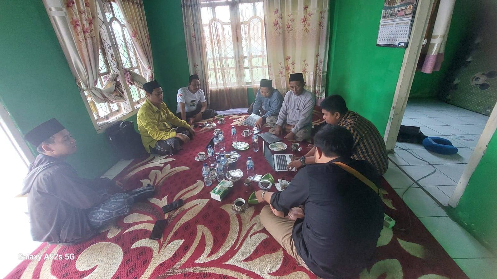 Penyuluh Agama Islam KUA Sekampung Tindak Lanjuti dan Sosialisasikan Surat Edaran BAP EMIS