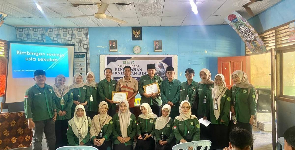 Gandeng Mahasiswa IAIN Bengkalis, KUA Bantan Gelar Sosialisasi Bahaya Pernikahan Dini di MAS Miftahul Ulum