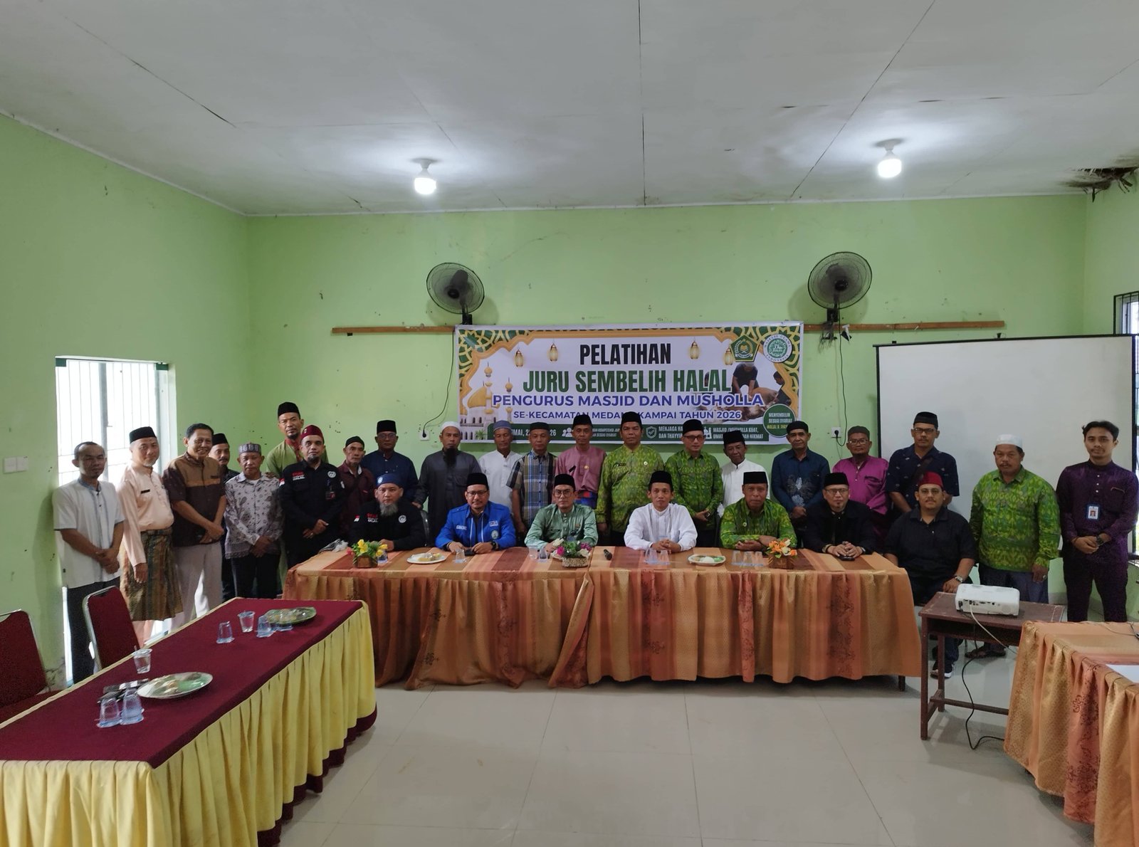 Kepala KUA Medang Kampai Bersama MUI Taja Pelatihan Juru Sembelih Halal