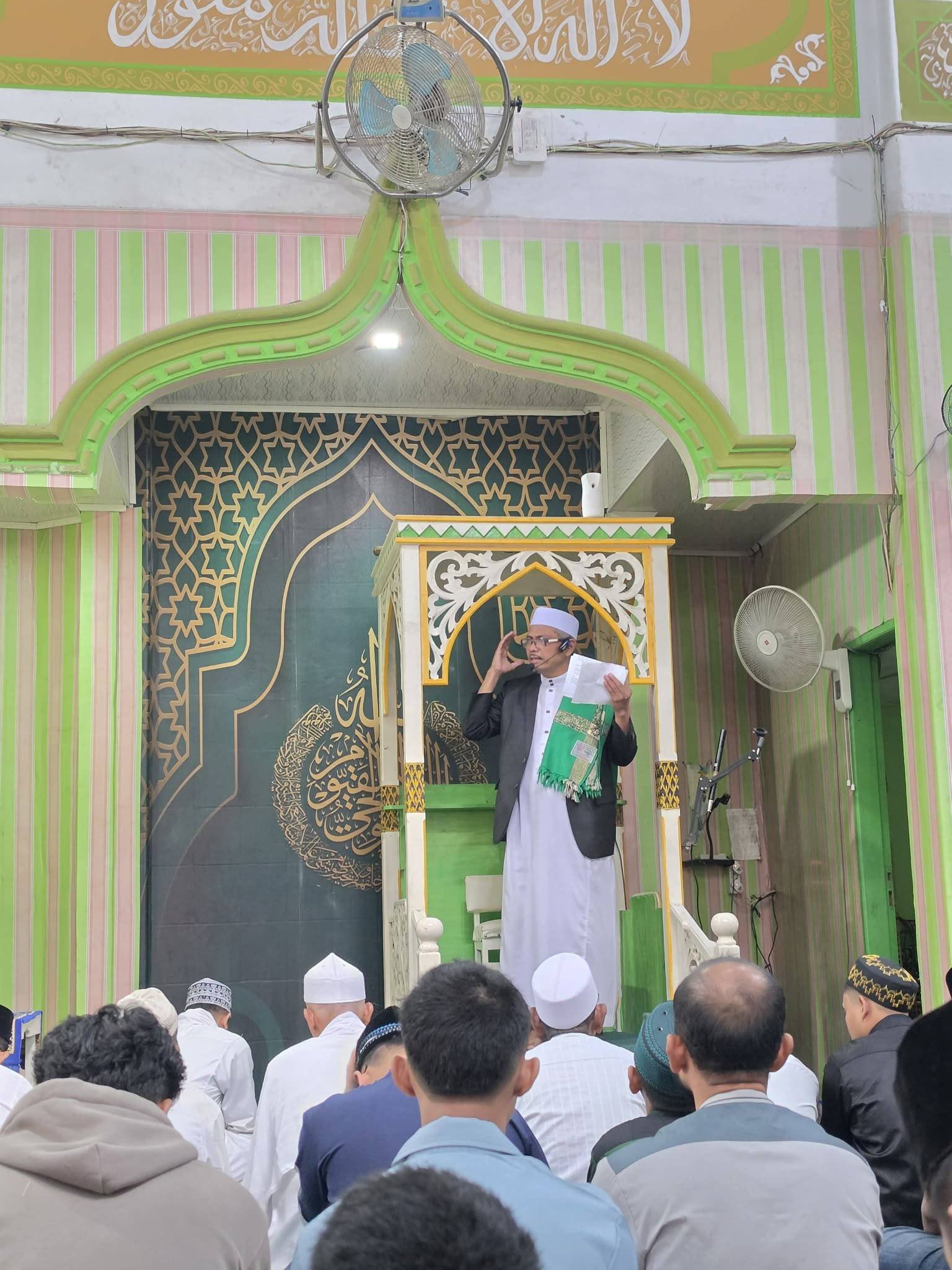 Kepala KUA Tigabinanga Khatib Salat Idul Adha Masjid Istiqomah Kelurahan Tigabinanga