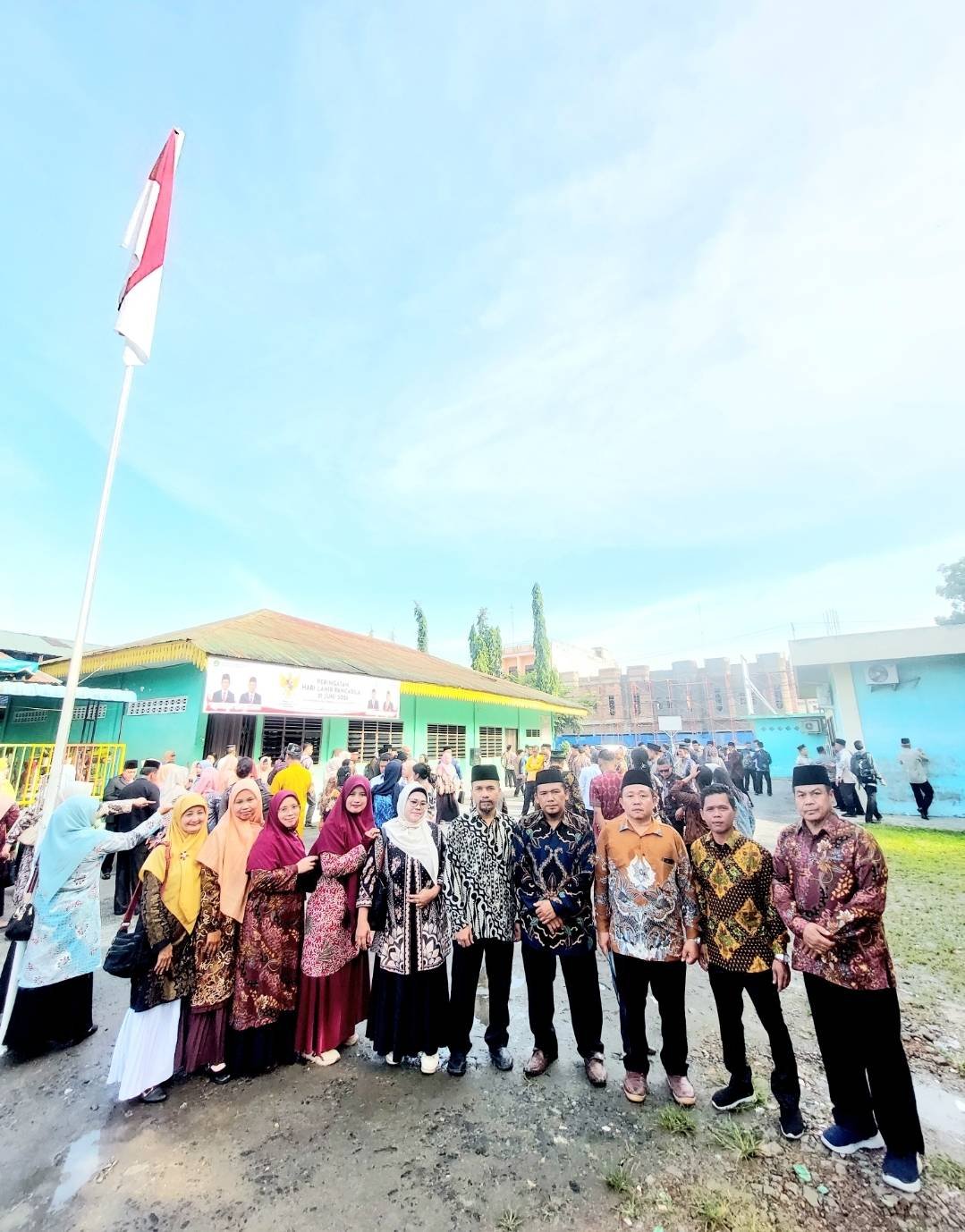 ASN & Kepala KUA Lubuk Pakam Ikuti Upacara Peringatan Hari Lahir Pancasila di Kemenag Deli Serdang 2026
