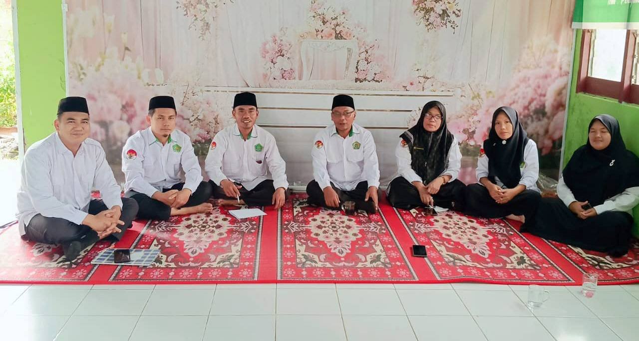 Evaluasi Penyaluran Hewan Kurban, KUA Tigalingga Gelar Rapat Koordinasi