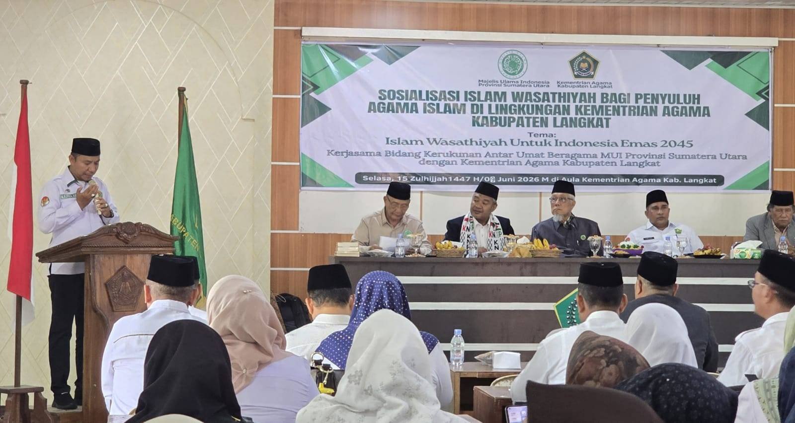 Kepala KUA Salapian Hadiri dan Pembaca Doa Acara Sosialisasi Islam Wasathiyah
