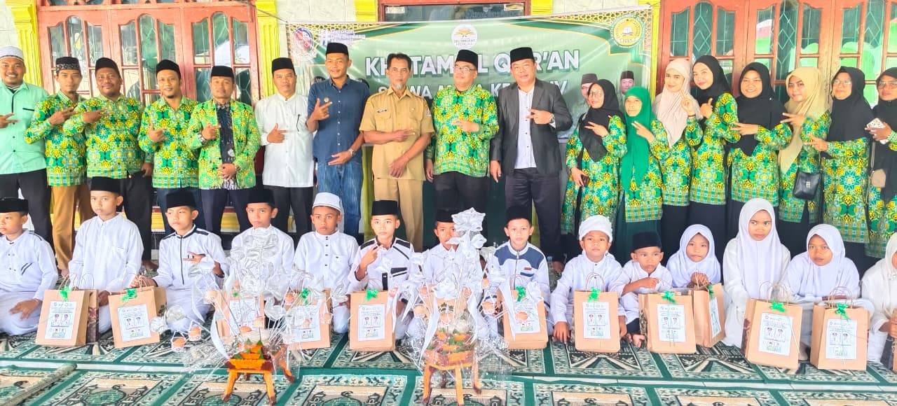 Dukung Pembinaan Generasi Qur'ani, KUA Hamparan Perak Hadiri Khatam Qur'an Santri MDTA