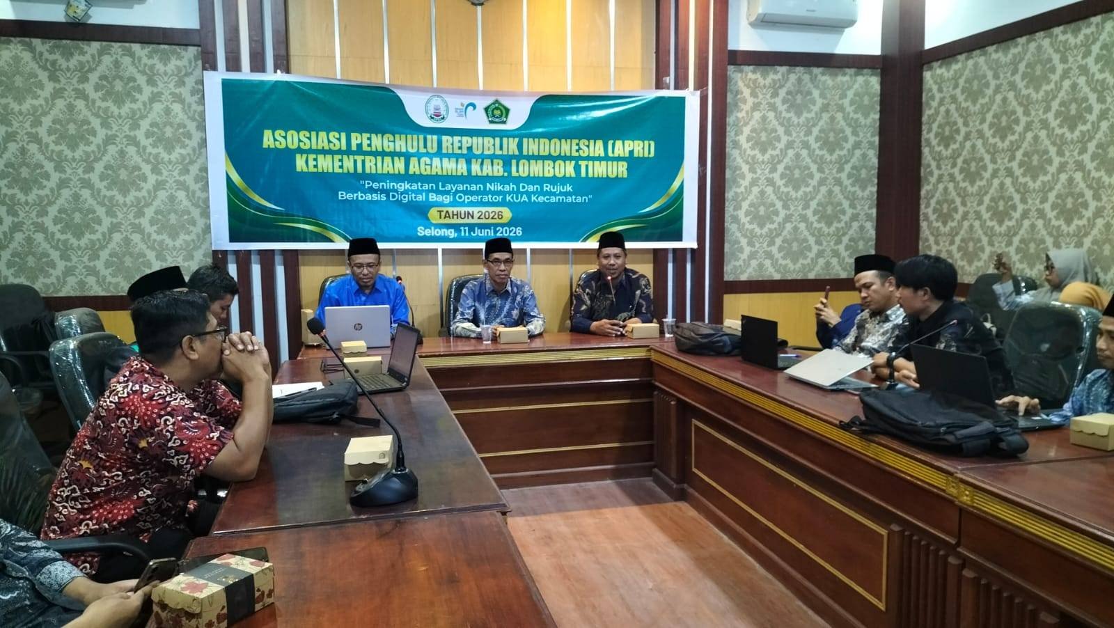 Pelatihan Peningkatan Layanan Nikah dan Rujuk Berbasis Digital bagi Operator KUA di inisiasi  oleh APRI Lombok Timur 