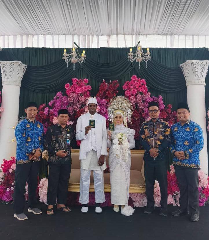 KUA Ujung Batu Catat Pernikahan Campuran Indonesia–Prancis