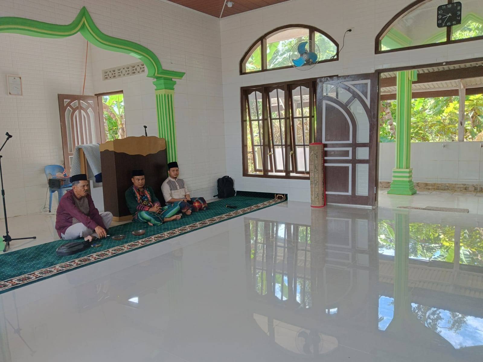 Sinergi KUA Hiliduho dan Penyuluh Agama Bina Umat Botomuzoi