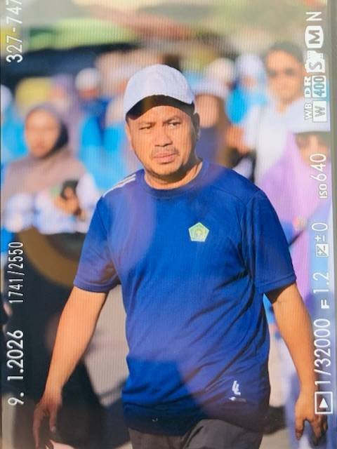 Demam World Cup, Kinerja Tetap Juara: Menonton Bola Secara Profesional di Kantor