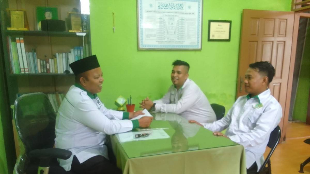 Bangun Pelayanan Prima, Plh KUA Ukui Ingatkan Pentingnya Disiplin dan Tanggung Jawab