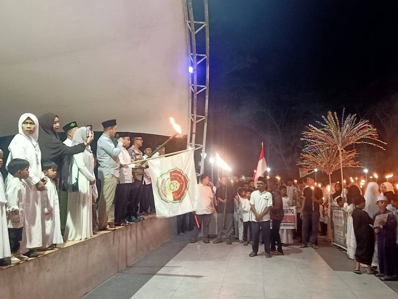 Semarak Sambut Tahun Baru Islam 1448 H, KUA Tualang Hadiri Pawai Obor di Lapangan Motuyoko