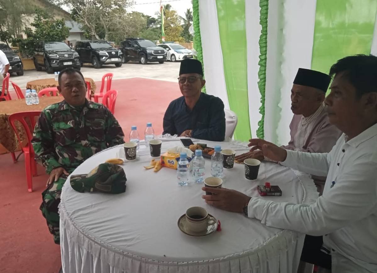 Sinergi Sosial: Kepala KUA Bantan Hadiri Sunat Massal yang Digelar Polsek Bantan