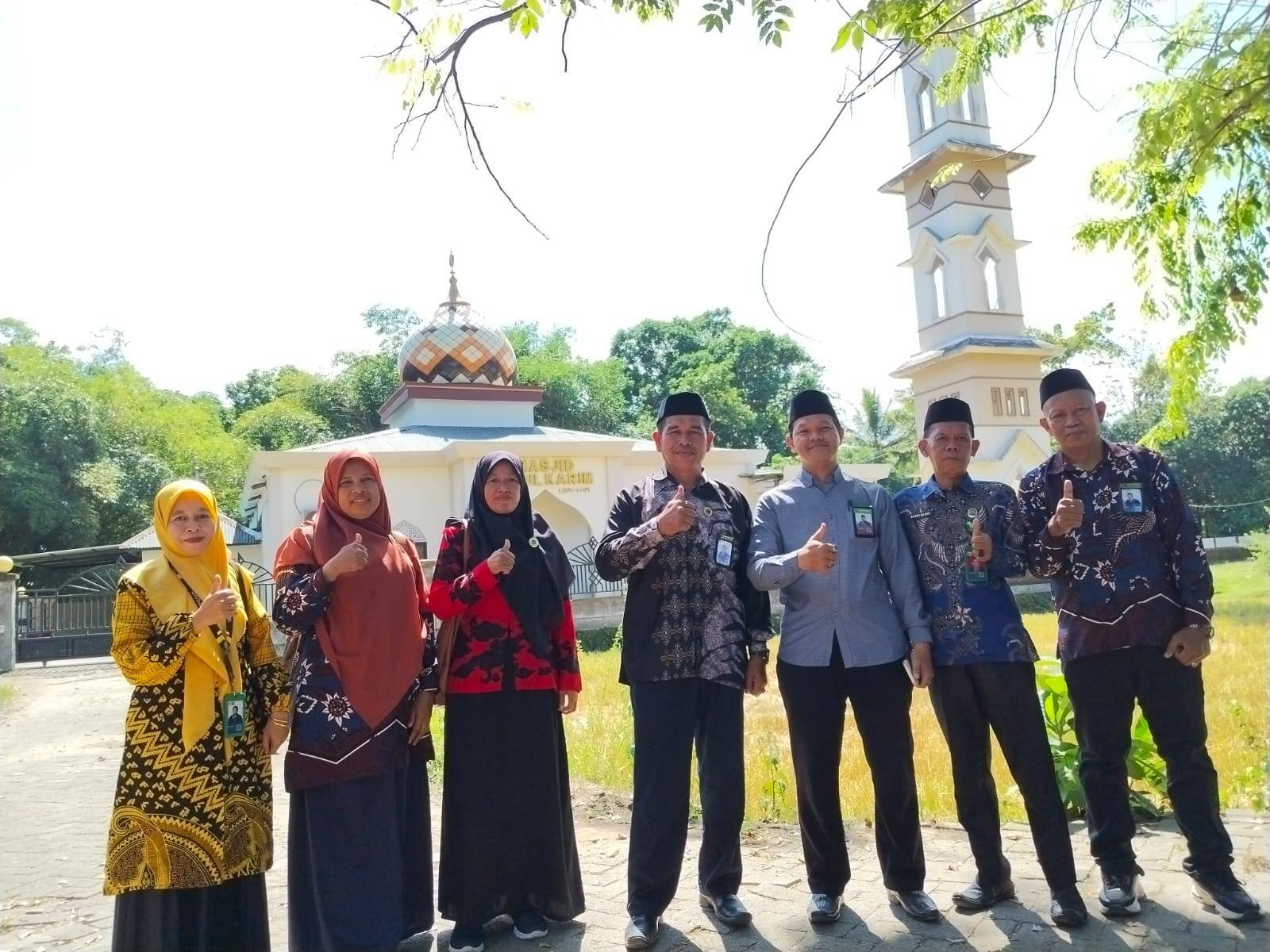 Penguatan Data Wakaf Digital: KUA Pusaka Bantimurung Laksanakan Pendataan AIW dengan SIWAK Mobile