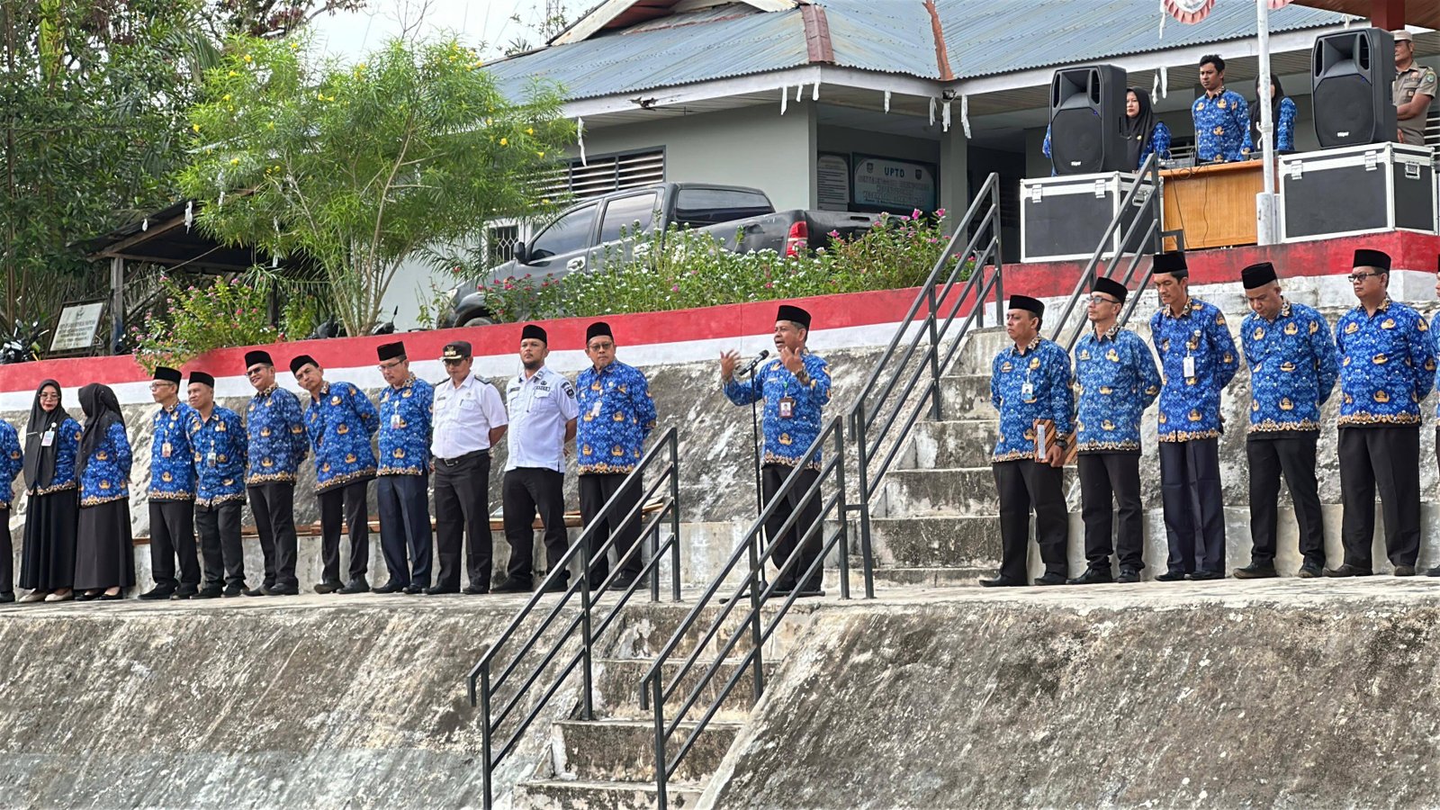 Kepala KUA Rokan IV Koto Jadi Pembina Apel HKN, Sosialisasikan Tugas dan Program Prioritas KUA Tahun 2026