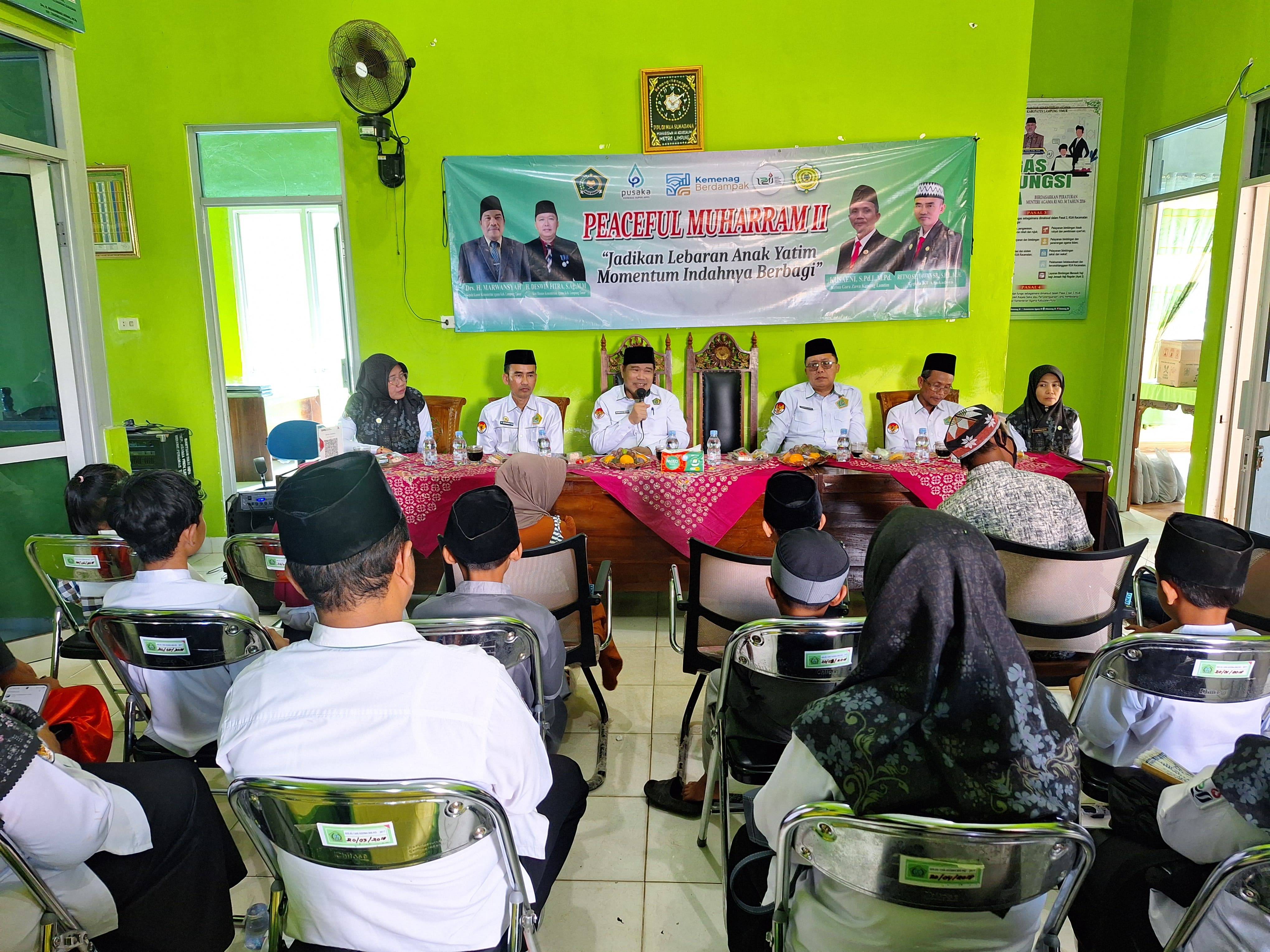 PD IPARI Lampung Timur dan KUA Sukadana Gelar Peaceful Muharram, Santuni 15 Anak Yatim di KUA 