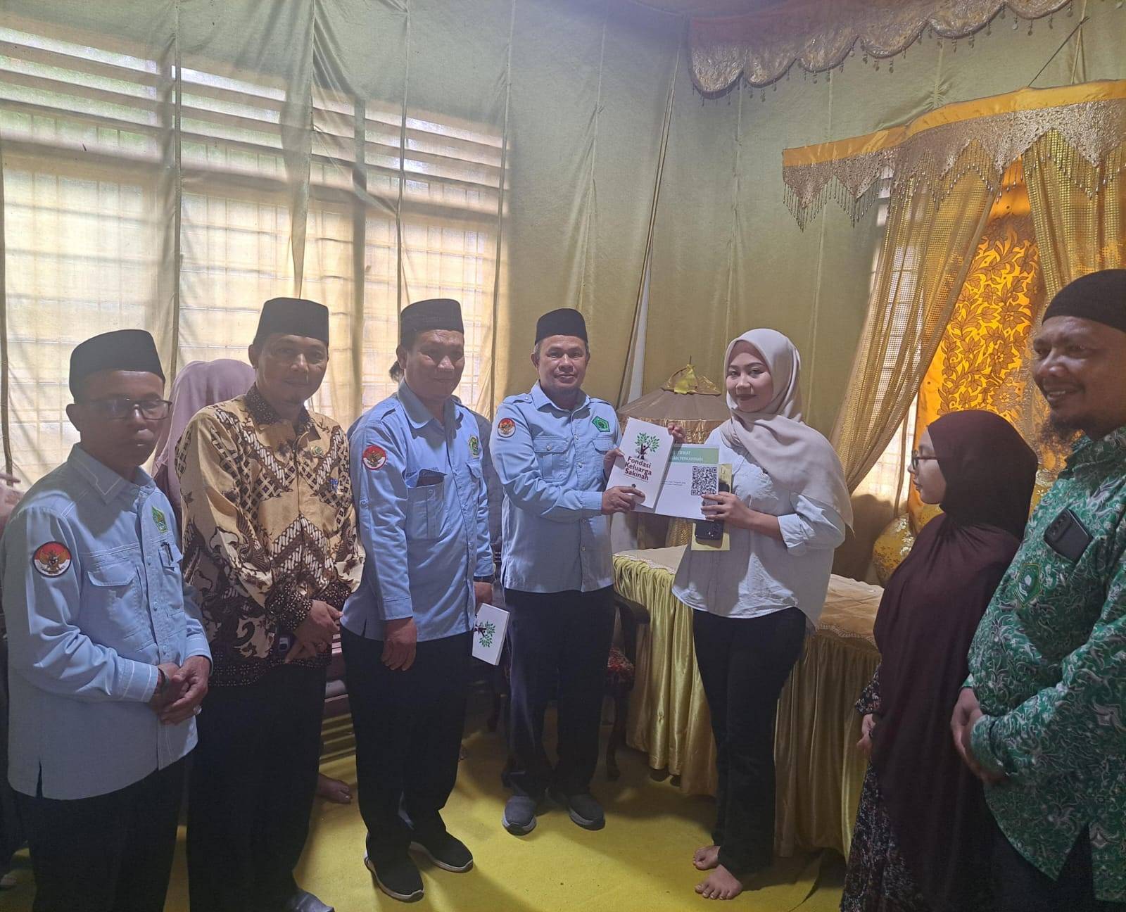 KUA Galang Dampingi Kasi Bimas Islam Kemenag Deli Serdang Laksanakan Bimbingan Perkawinan bagi Calon Pengantin