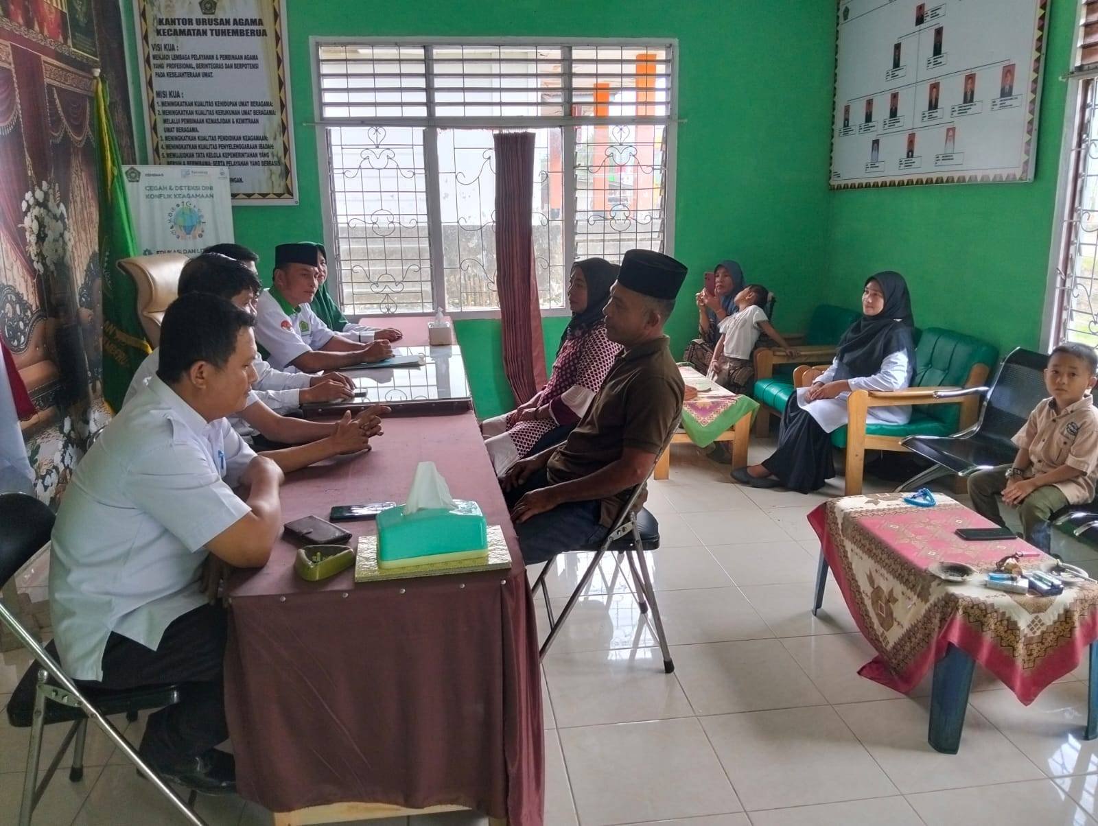 Bimwin Pra Nikah, Kepala KUA Tuhemberua Garisbawahi 8 Materi Bimbingan