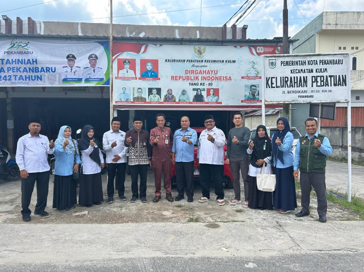 Ka. KUA Tenayan Raya Dampingi Team PZW Audiensi Kampung Zakat di Kelurahan Pebatuan