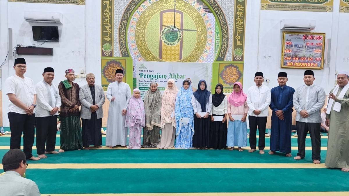 Perkuat Ukhuwah dan Semangat Hijrah, Kepala KUA Pinggir Bersama Forkopimcam Sukses Gelar Peringatan Tahun Baru Islam 1448 H