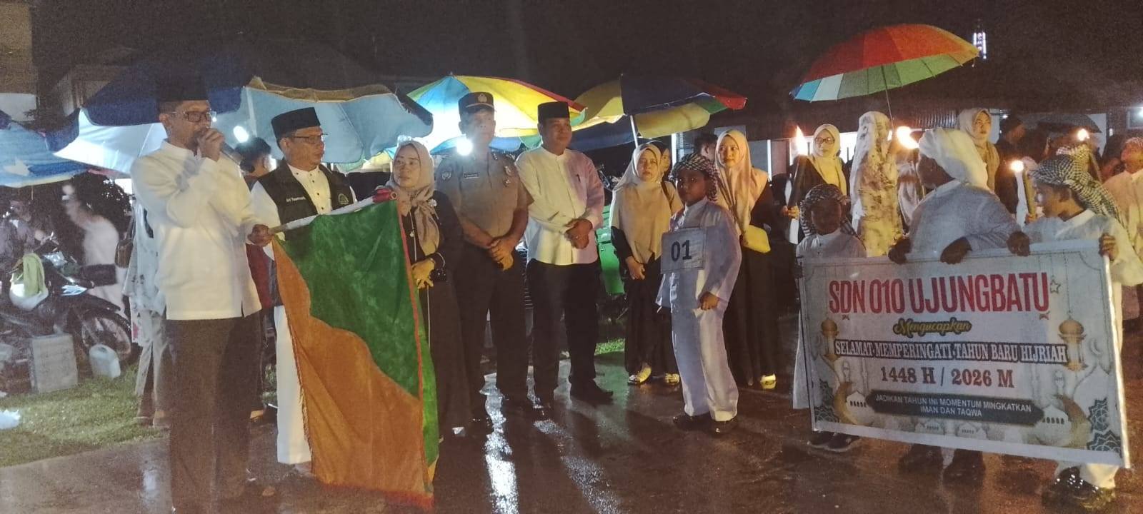 Semarak Tahun Baru Islam 1448 H, KUA Ujung Batu Buka Pawai Obor dan Tabligh Akbar