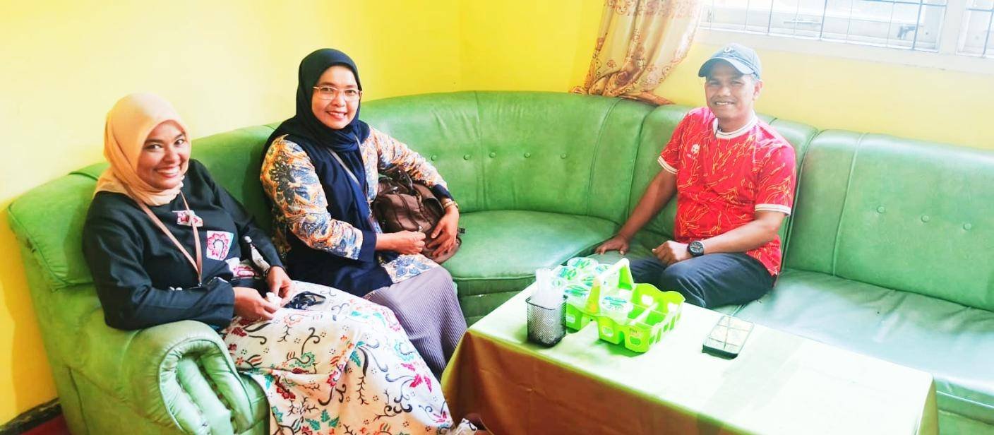 Kepala KUA Marpoyan Damai Terima Kunjungan Survei Penelitian Riset Institut Kesehatan Helvetia Pekanbaru