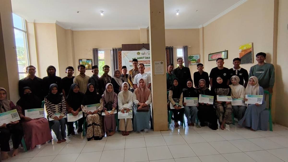 Ikhtiar Cetak Keluarga Tangguh, KUA Pinggir Mantapkan Kesiapan Calon Pengantin Lewat Bimwin Angkatan X