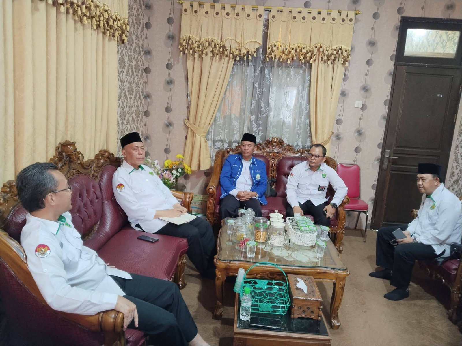 PW APRI Kalbar Silaturahmi dengan Kabid Urais Kanwil Kalbar